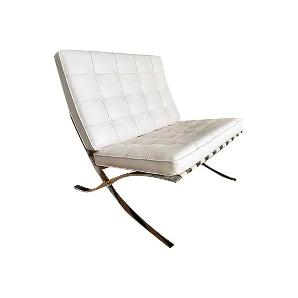 Barcelona armchair by Ludwig Mies van der Rohe, Alivar image