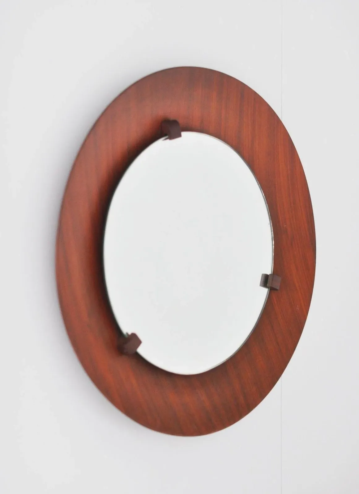 Specchio vintage ovale con cornice in legno 4