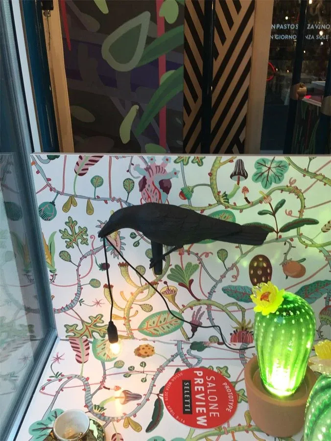 Bird Lamp Black Looking Left (outdoor) 