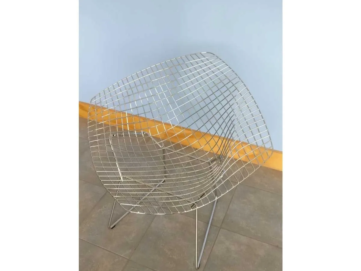 Diamond, Knoll 4