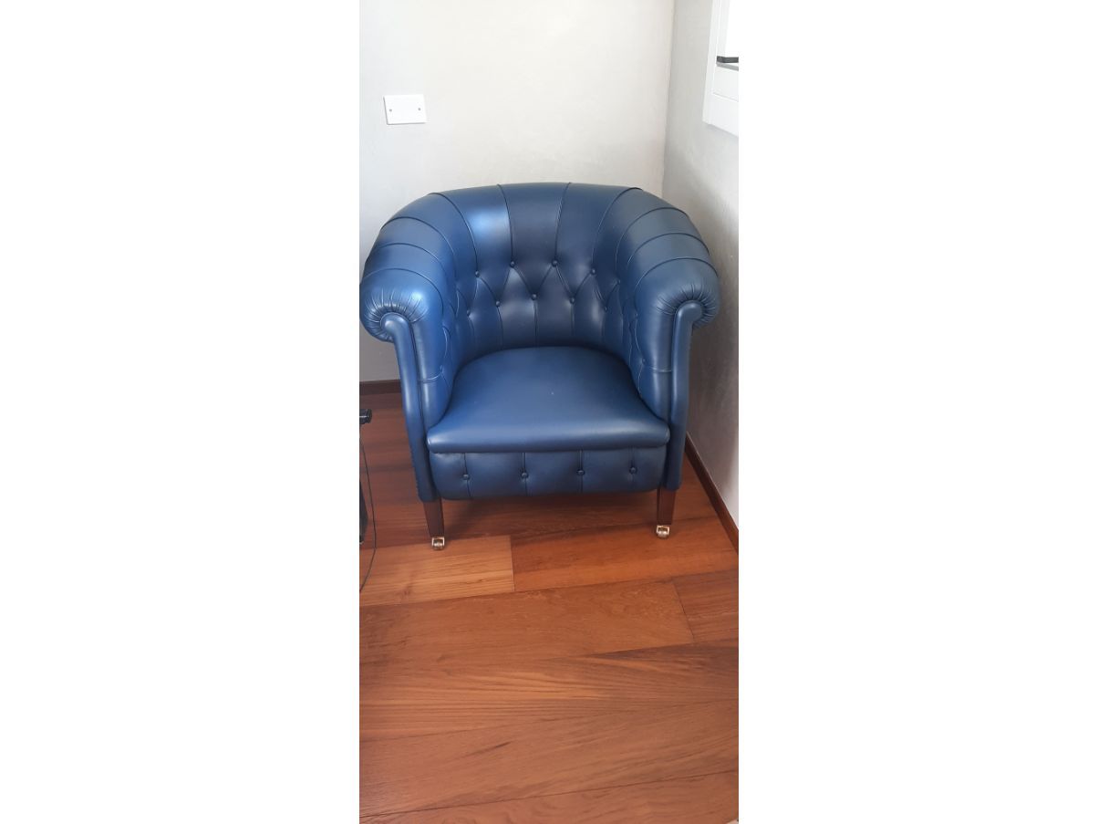 Poltrona Fumoir in pelle blu Front