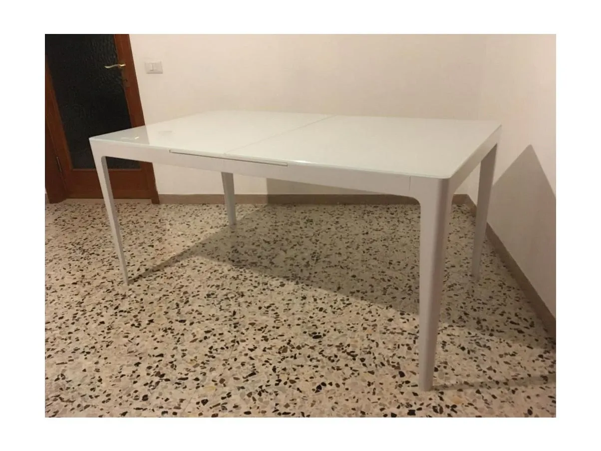 Tavolo allungabile Slide in cristallo, Ycami 4