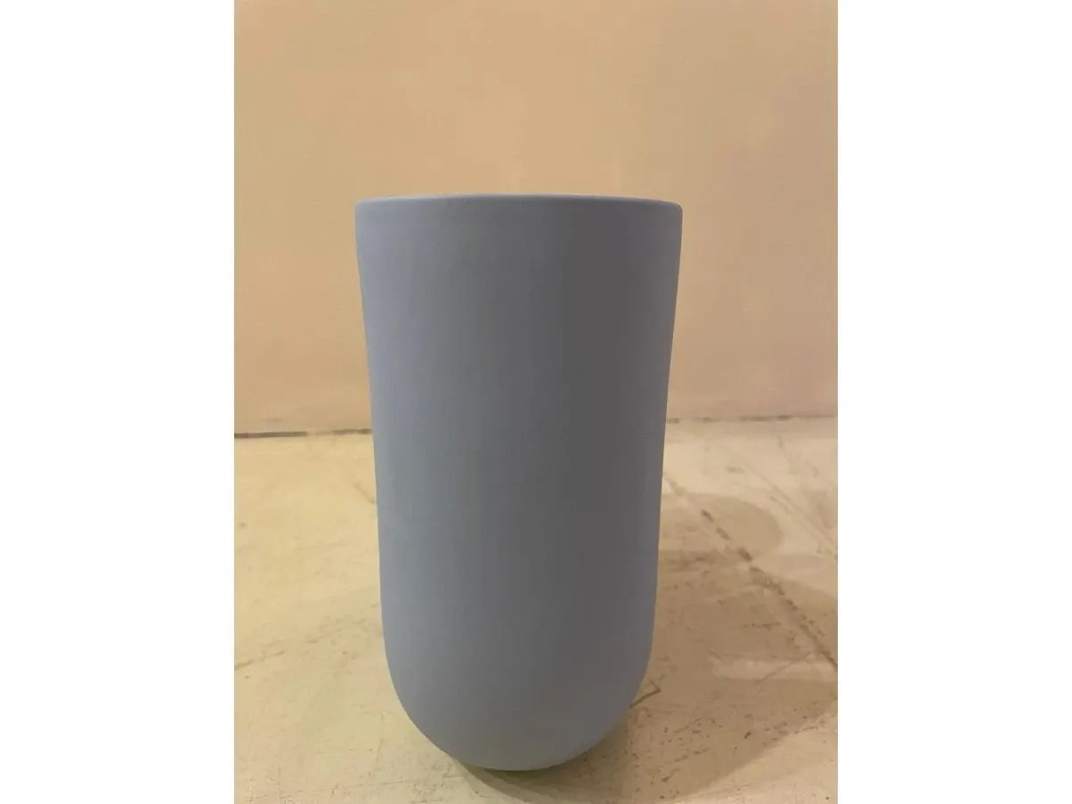 Vaso Kink grigio, Muuto  4