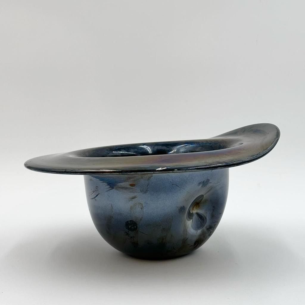 Image of Cappello vaso in ceramica modernista (Anni '80)