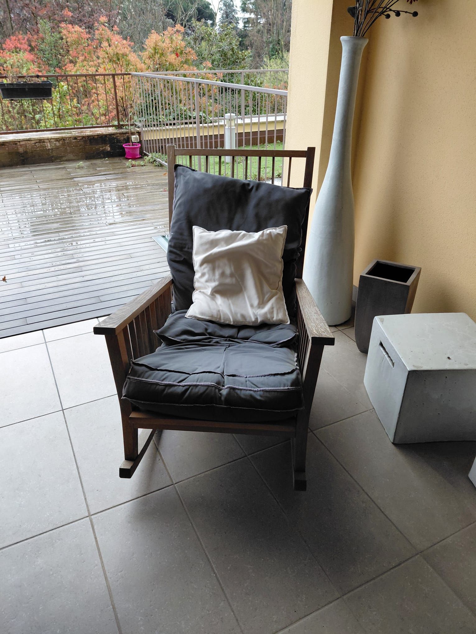 Schommelstoel Gray 09 van Canaletto notenhout Main