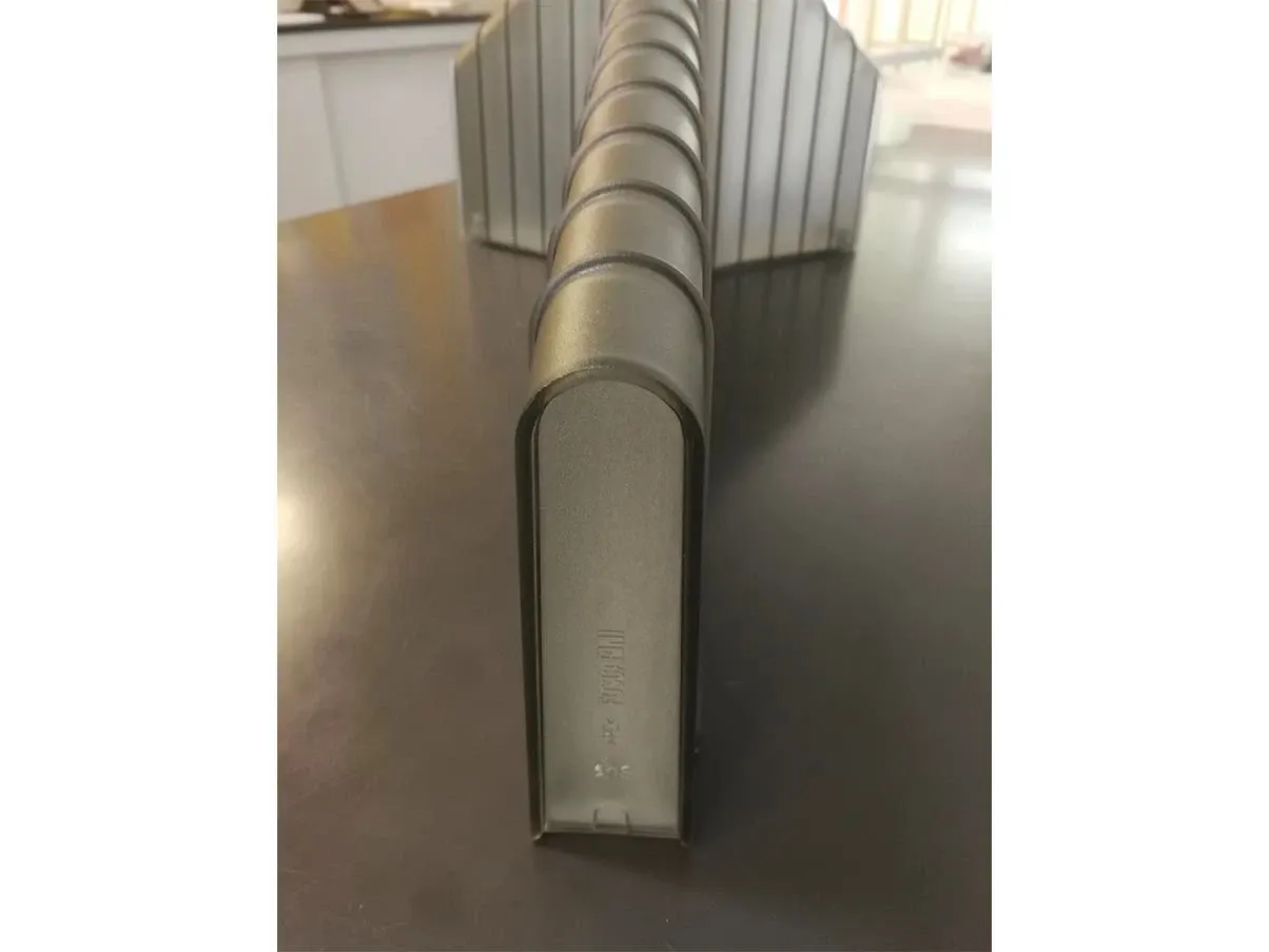 Applique Yet in polipropilene grigio, Foscarini 4