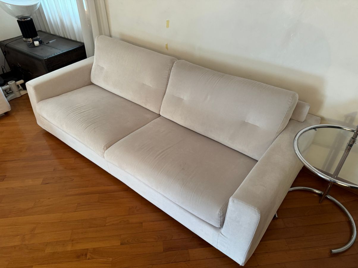 4 seater sofa in goose down (white), Arketipo Defects
