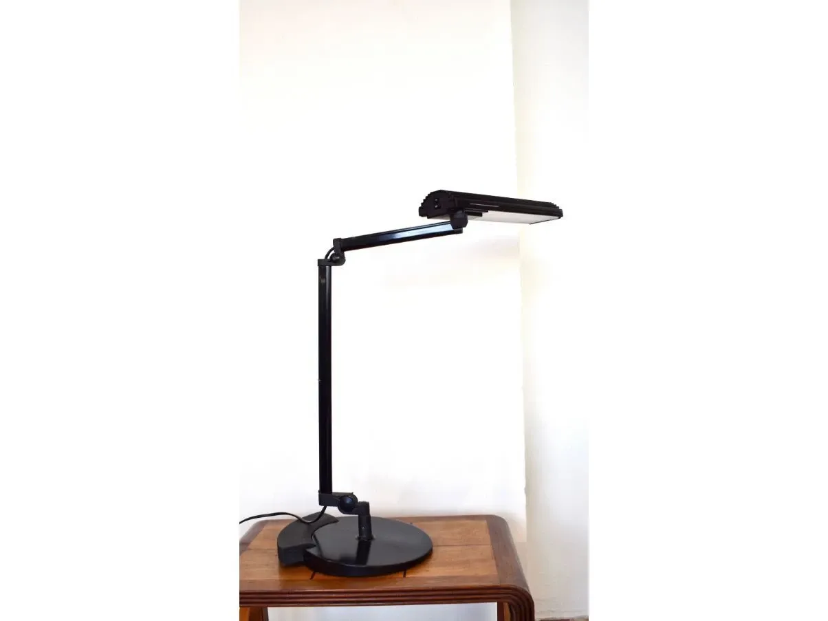 Lampada da tavolo Desk 990 vintage, Arteluce 3
