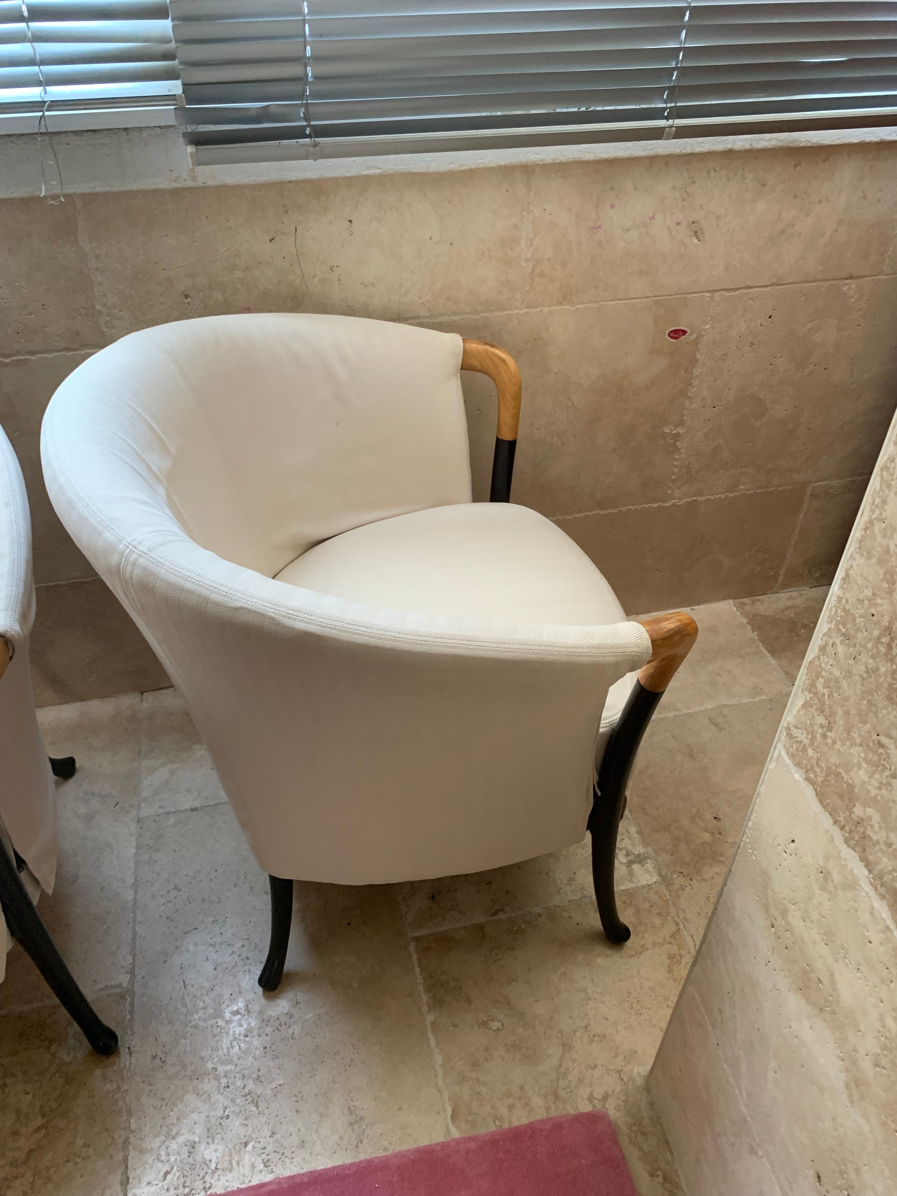 Progetti armchair in fabric (beige), Giorgetti  Defects