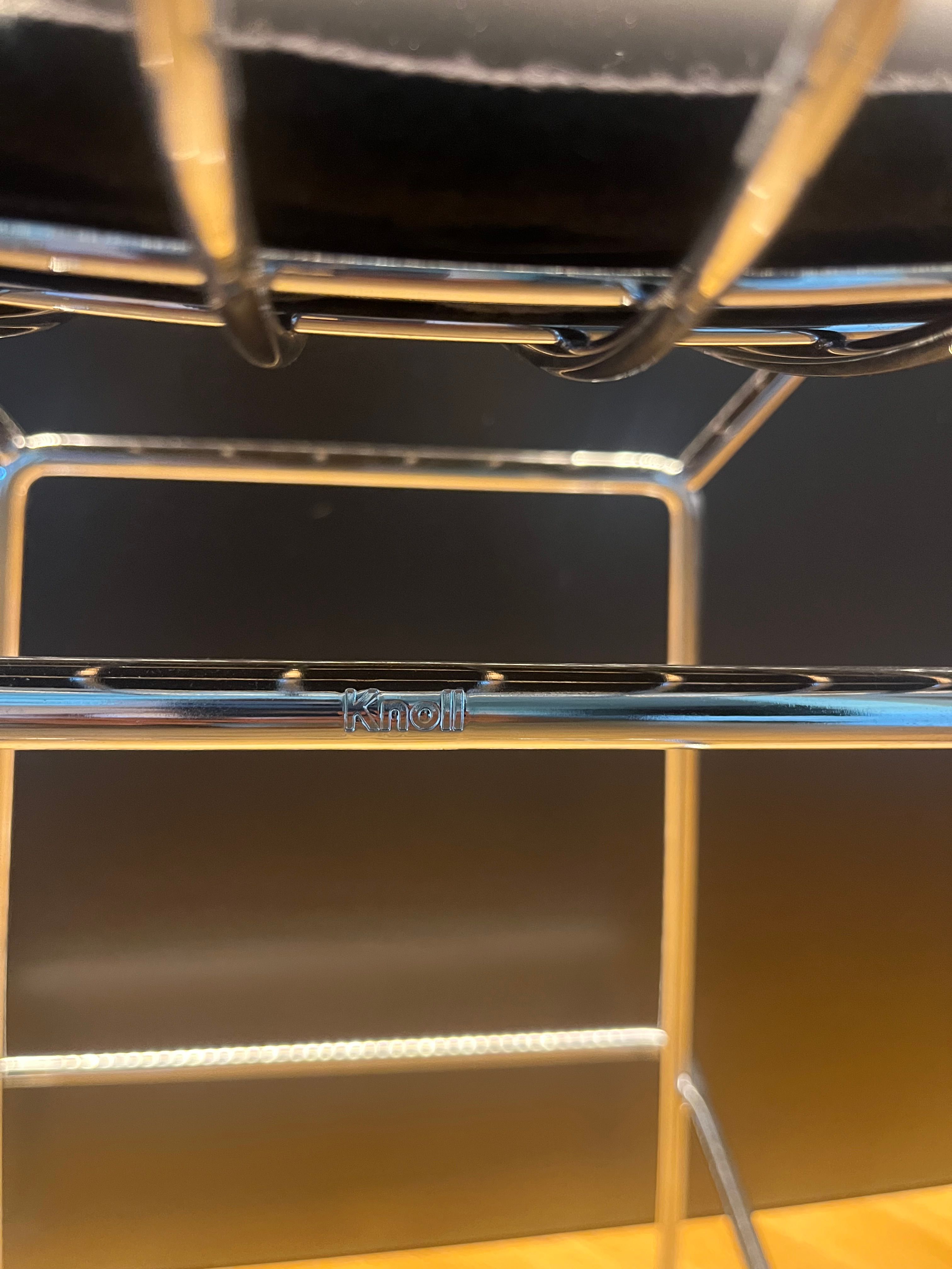 Coppia di sgabelli alti di Harry Bertoia Defects