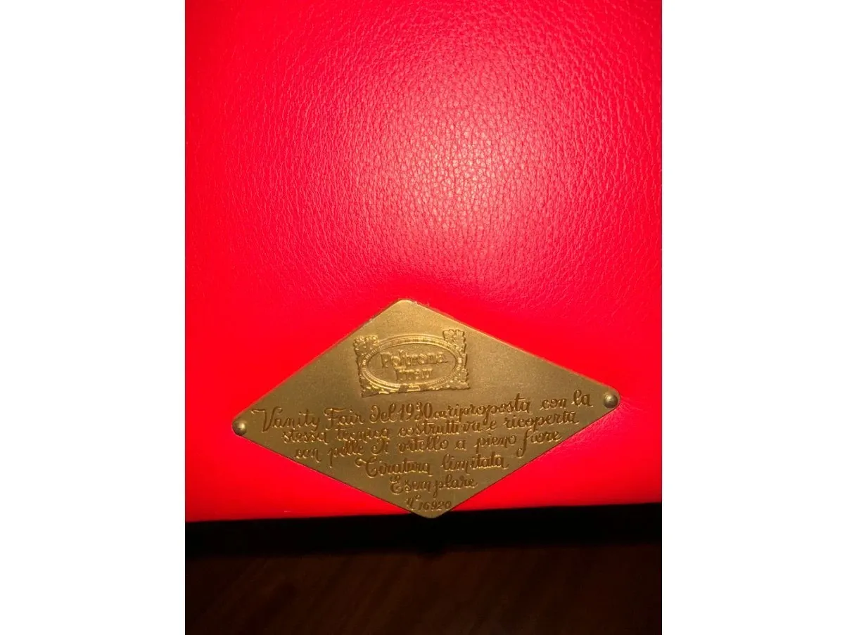 Poltrona Vanity Fair in pelle rossa 5