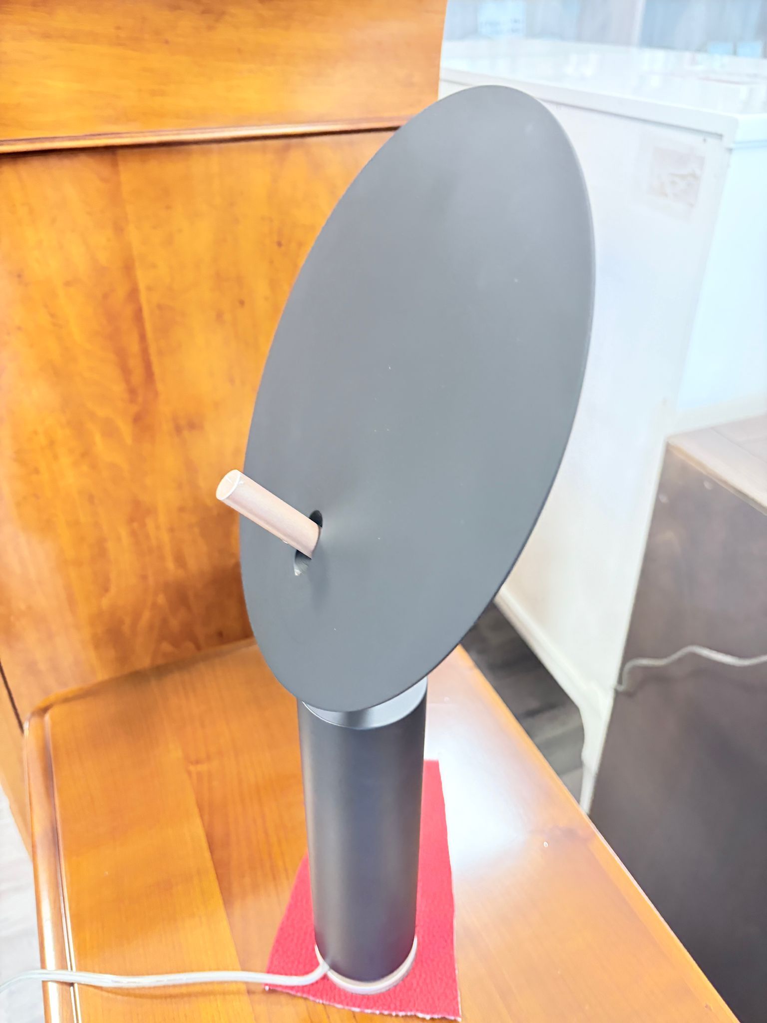 Lampada da tavolo Luà LG in alluminio Details