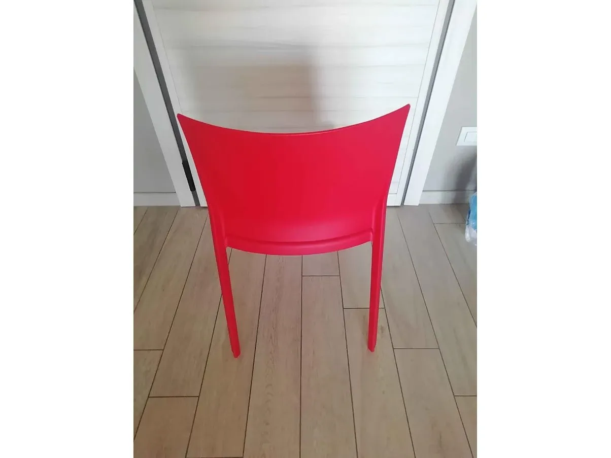 Set 6 sedie Riga in materiale plastico (rosso), Desalto 2