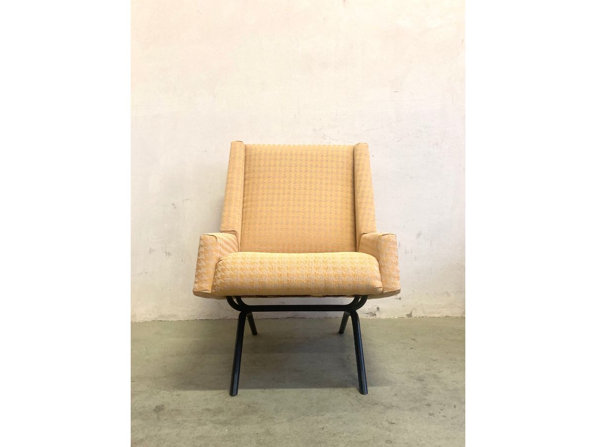 Coppia di poltrone in tessuto e teak (anni ‘60) Front