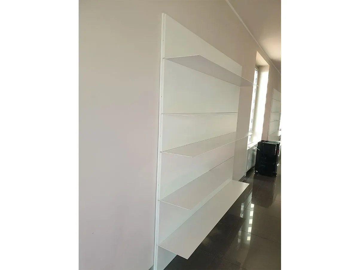 Libreria Load It con mensole in acciaio verniciato (bianco), Porro 3