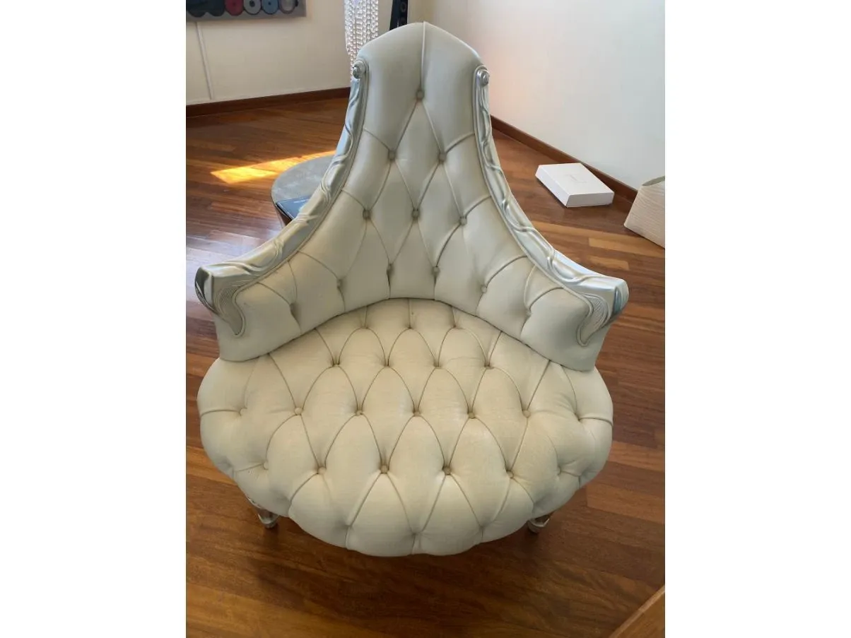 Poltrona in pelle trapuntata bianca, Cappellini 2