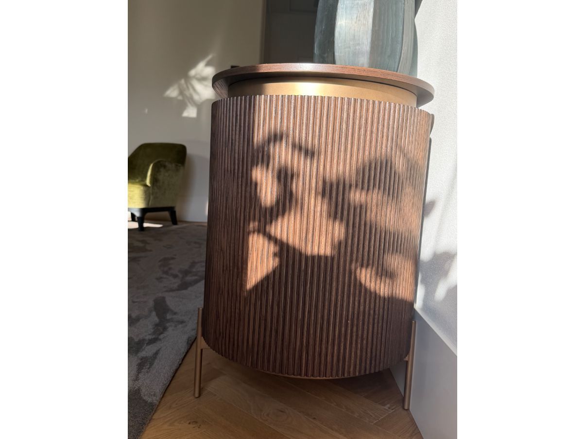 Madia Hege in legno e bronzo Side