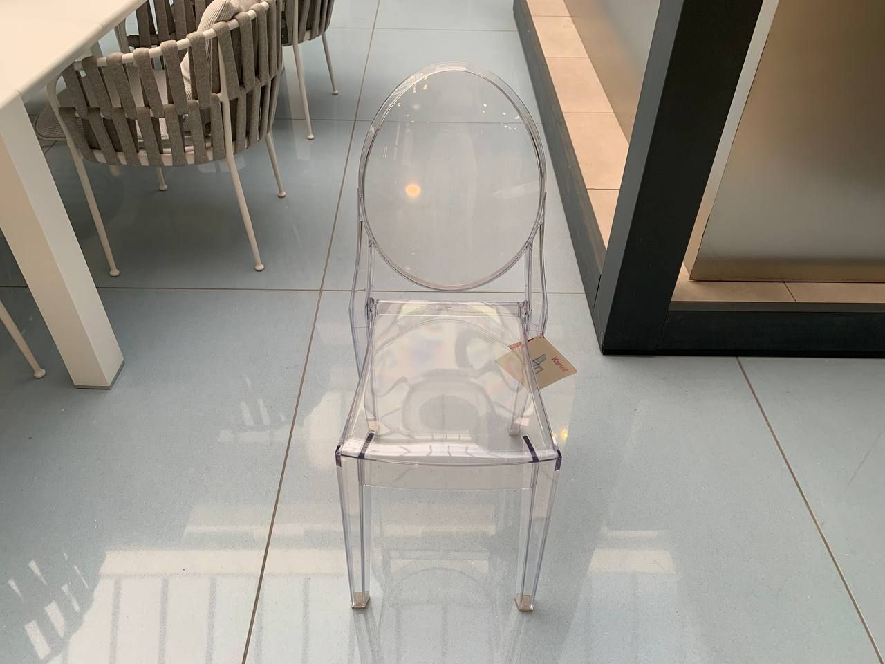 Victoria Ghost Chair in Clear Polycarbonate Main