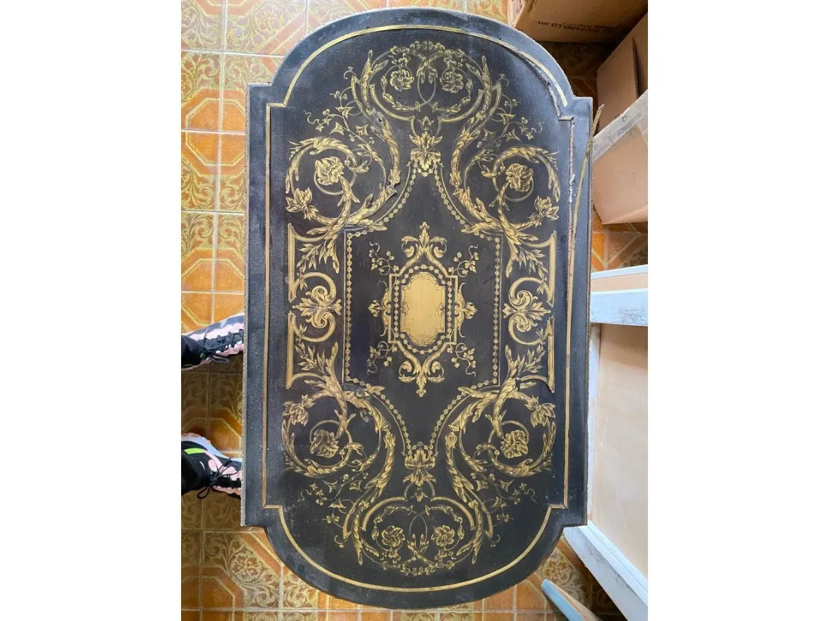 Tavolino vintage in legno intarsiato, 4