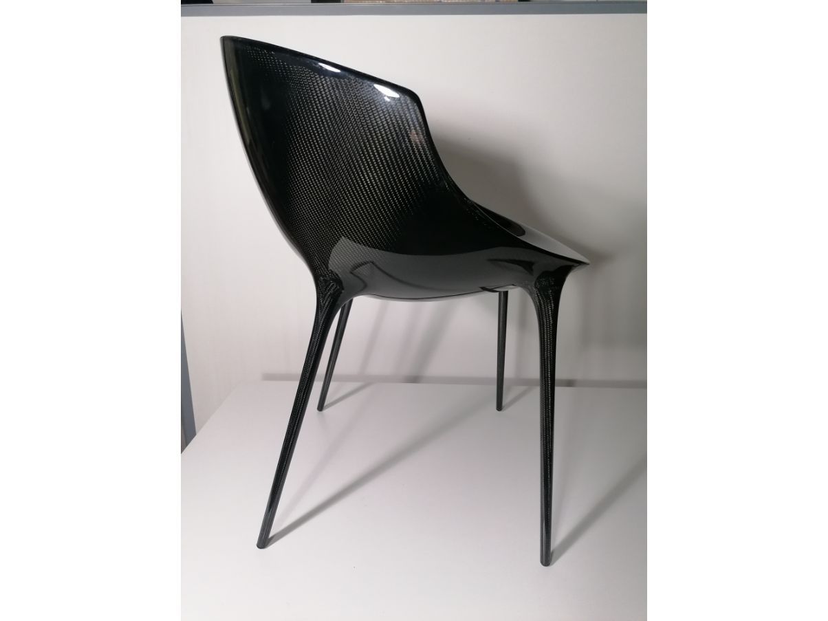 Poltroncina Oscar Bon in carbonio di Philippe Starck Side