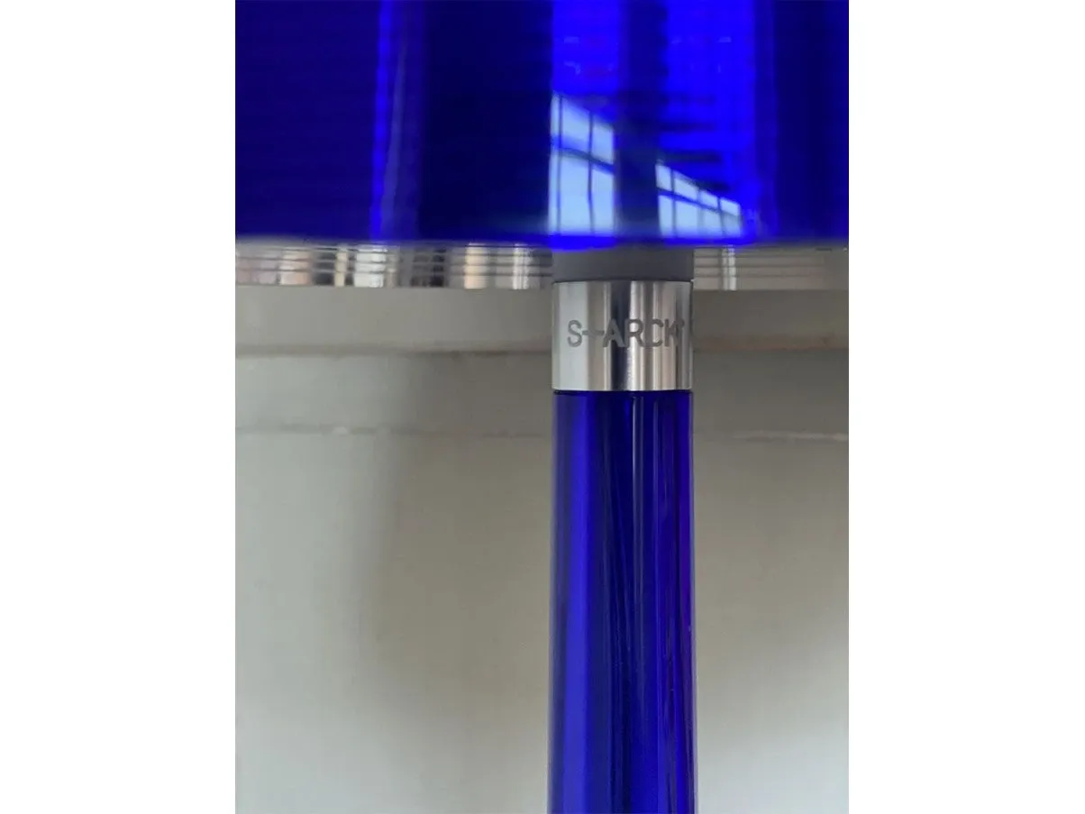 Lampada da tavolo Miss K di Philippe Starck (blu), Flos 1