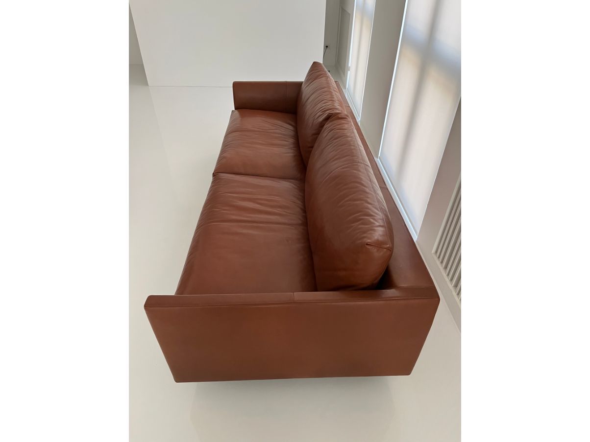 Axel 4-seater sofa by Gijs Papavoine Side