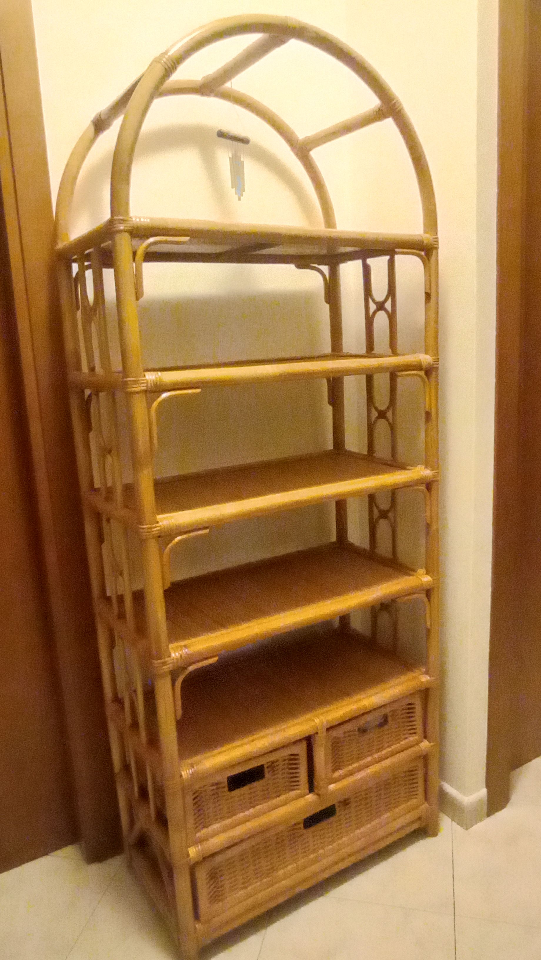 Bambus Vitrine aus Rattan und Korbgeflecht (70er Jahre) Main