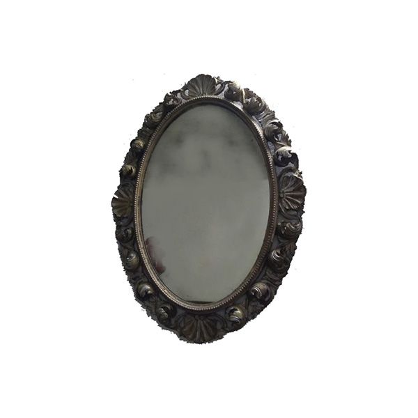 Vintage oval mirror in convex glass and studs (1970s)