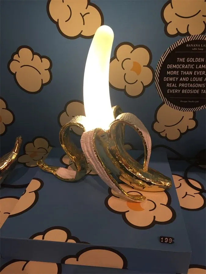 Banana Lamp (Louie) 2