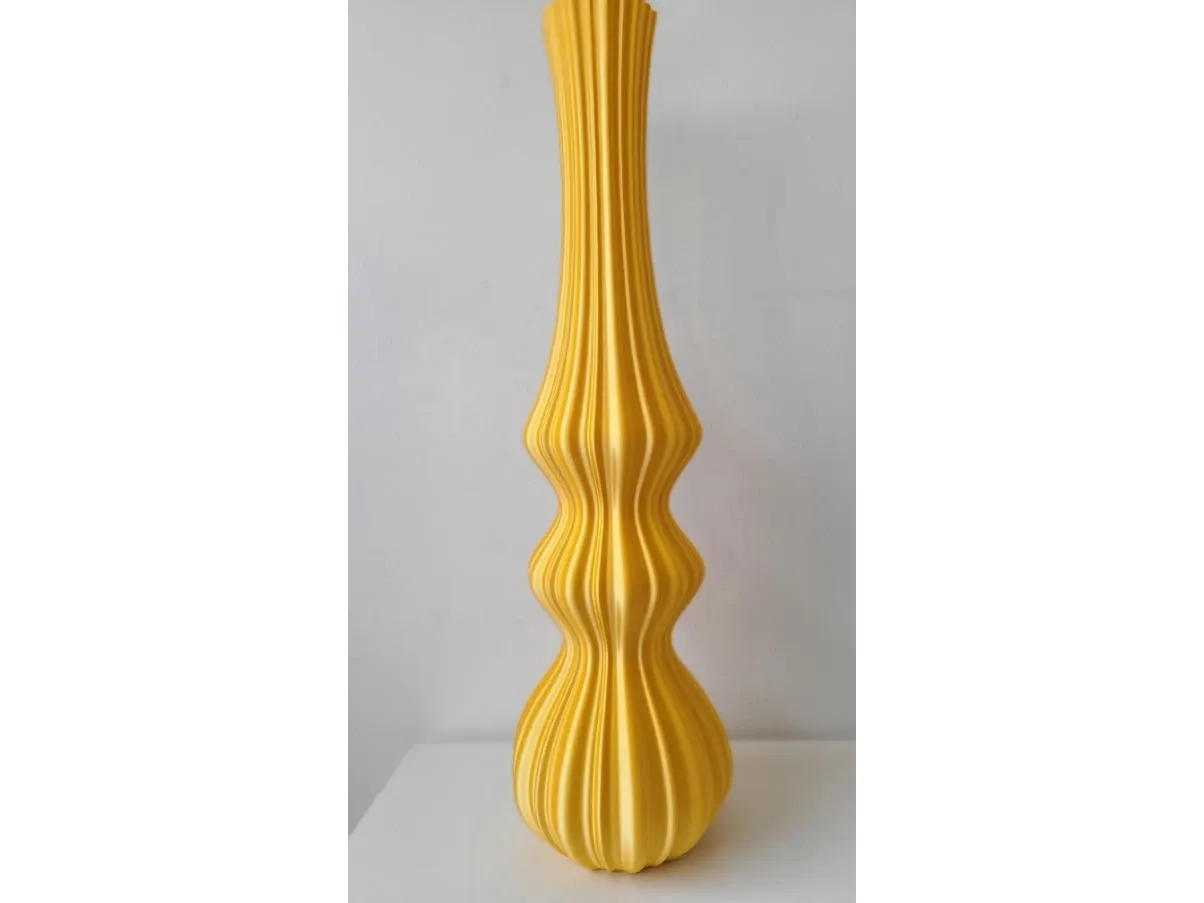Kalipso gold vase, Dygodesign 2
