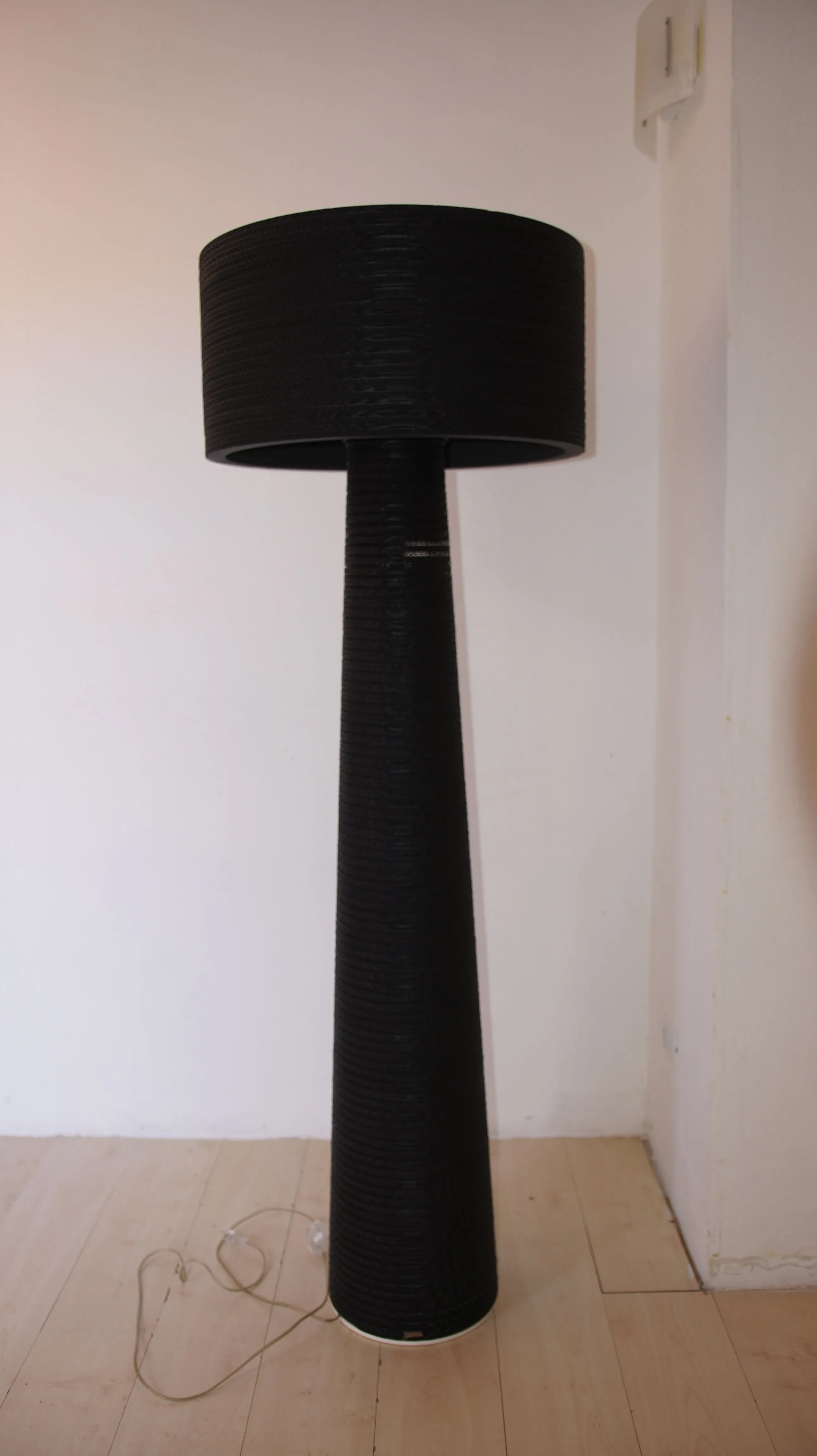 Lampada da terra Misha nera, Staygreen 1