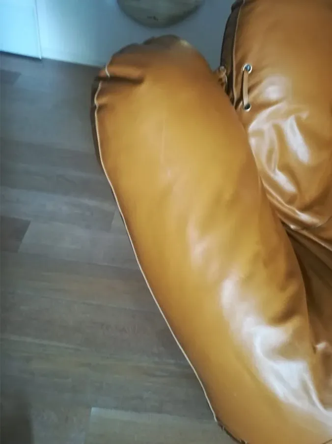 Iconic armchair Joe in brown leather (1970s), Poltronova 3