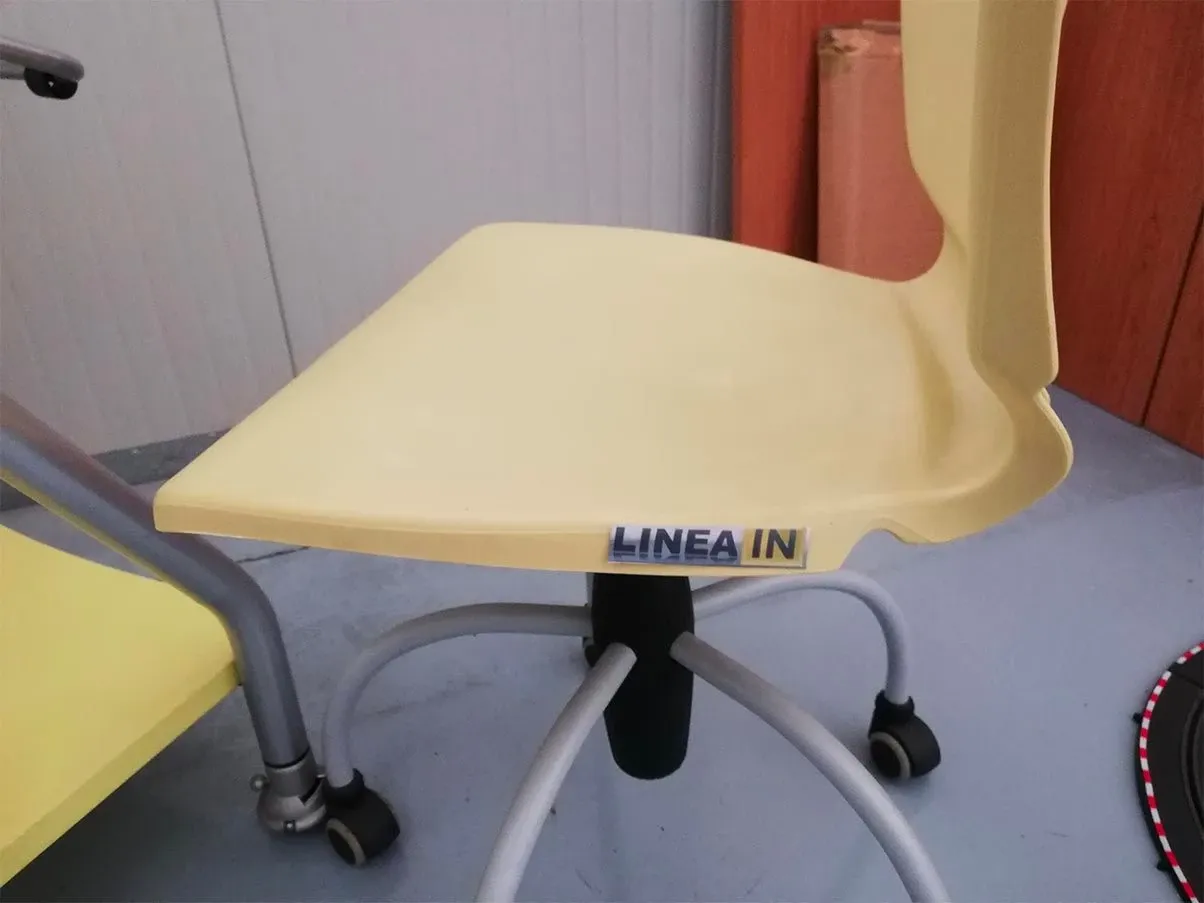 Sedia girevole moderna Annabelle in metallo e polipropilene, Linea In Arredamenti 3