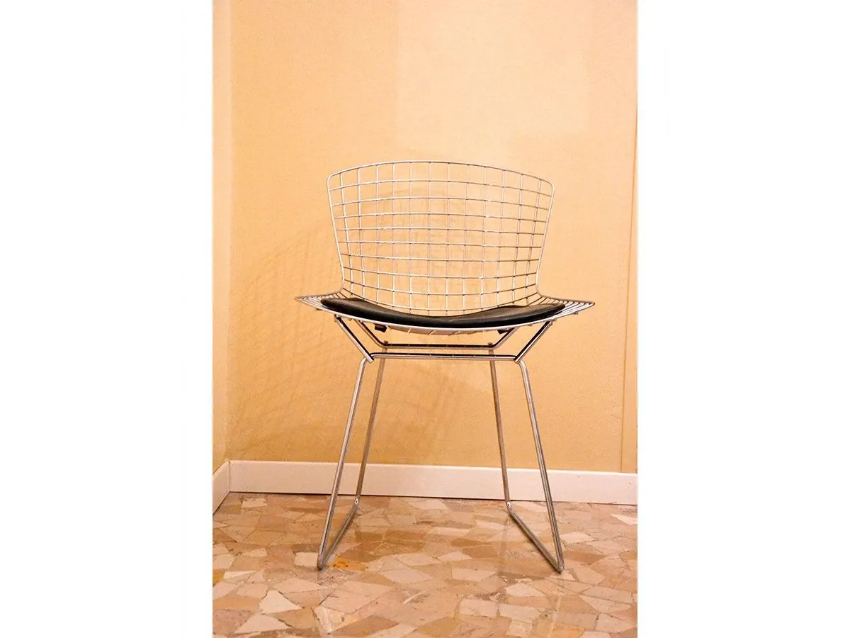 Set 4 sedie Bertoia con cuscino in pelle nero, Alivar 2