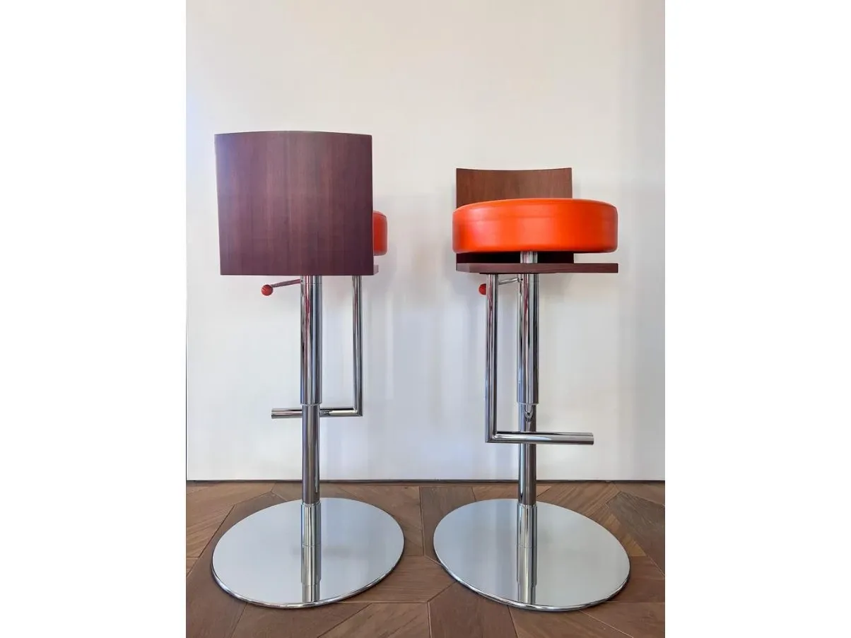 Set of 2 Le Spighe stools, Poltrona Frau image