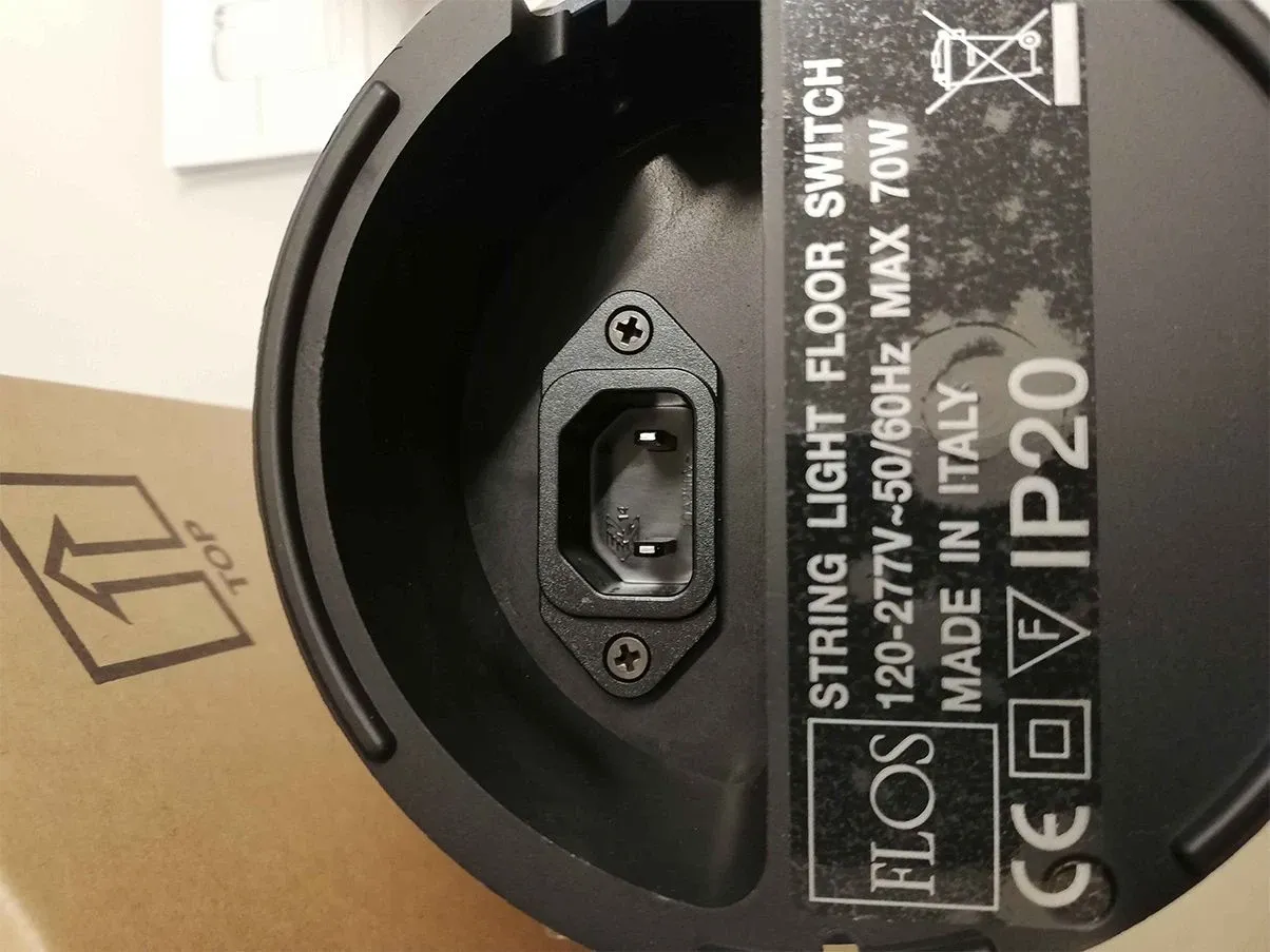 Kegelförmige Deckenleuchte mit Kabel – String Light 4