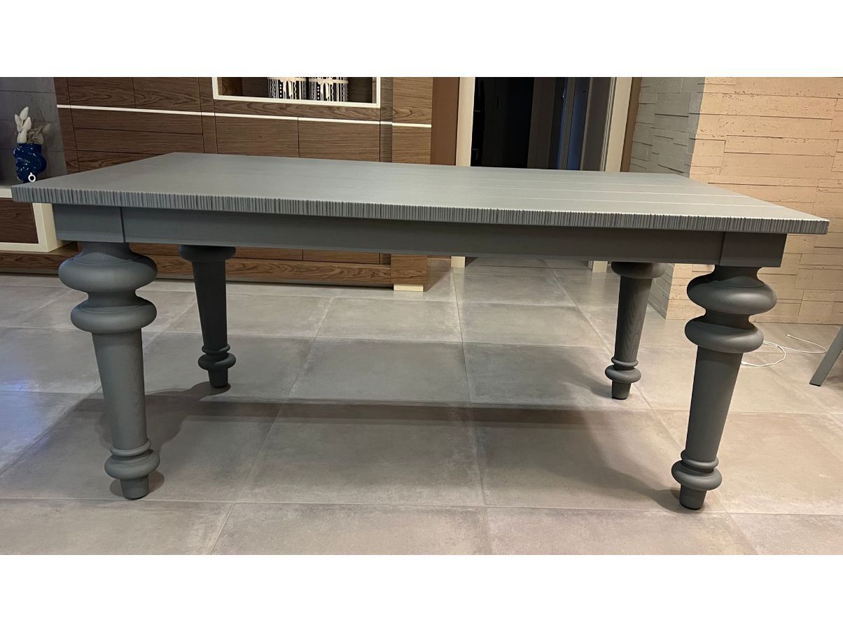 Set of a table and 4 chairs Gray in wood, Gervasoni Details