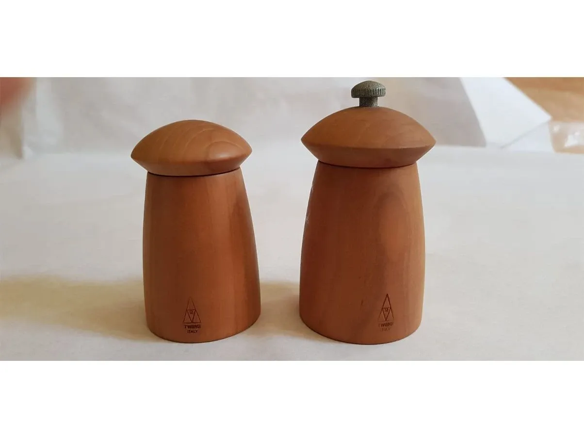 Set macina pepe e spargisale in legno di melo, Alessi 2