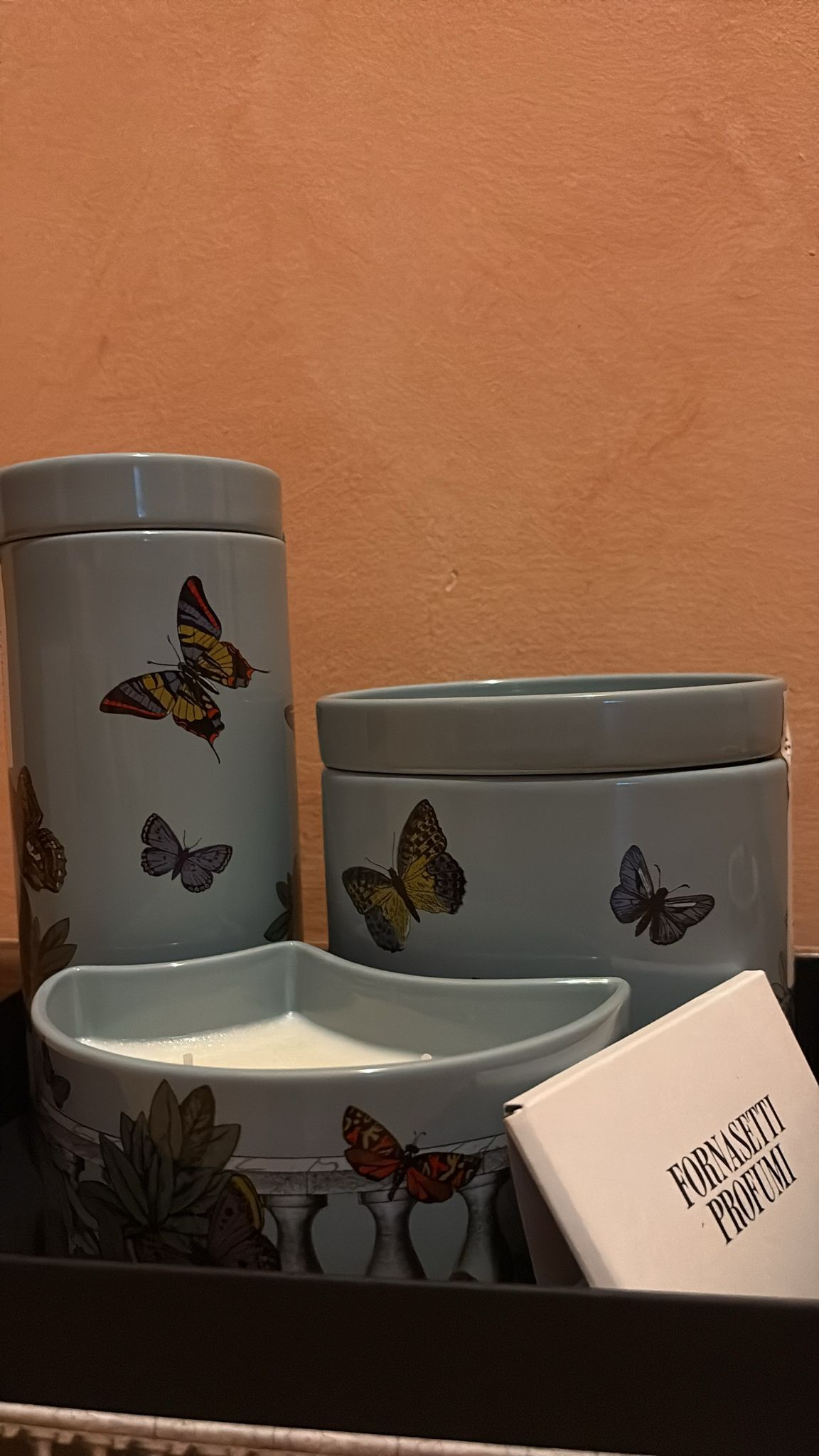 Set 3 candele Nel Mentre con decoro Front