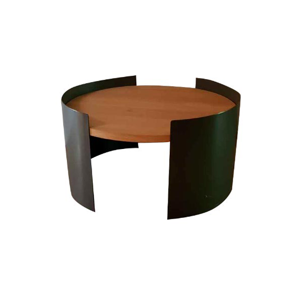 Image of Tavolino Moon Table in metallo e legno, Ethnicraft