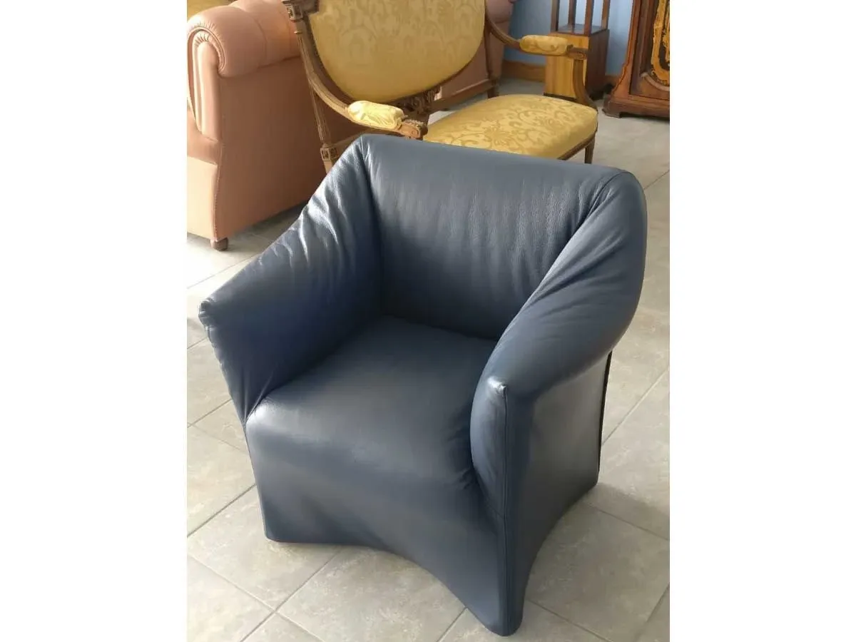 Set 2 684 armchairs, Cassina 3