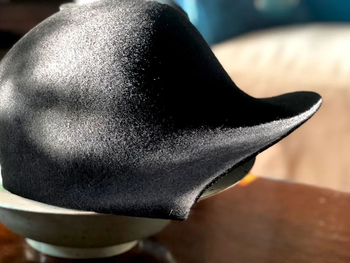 Hat 2000 2