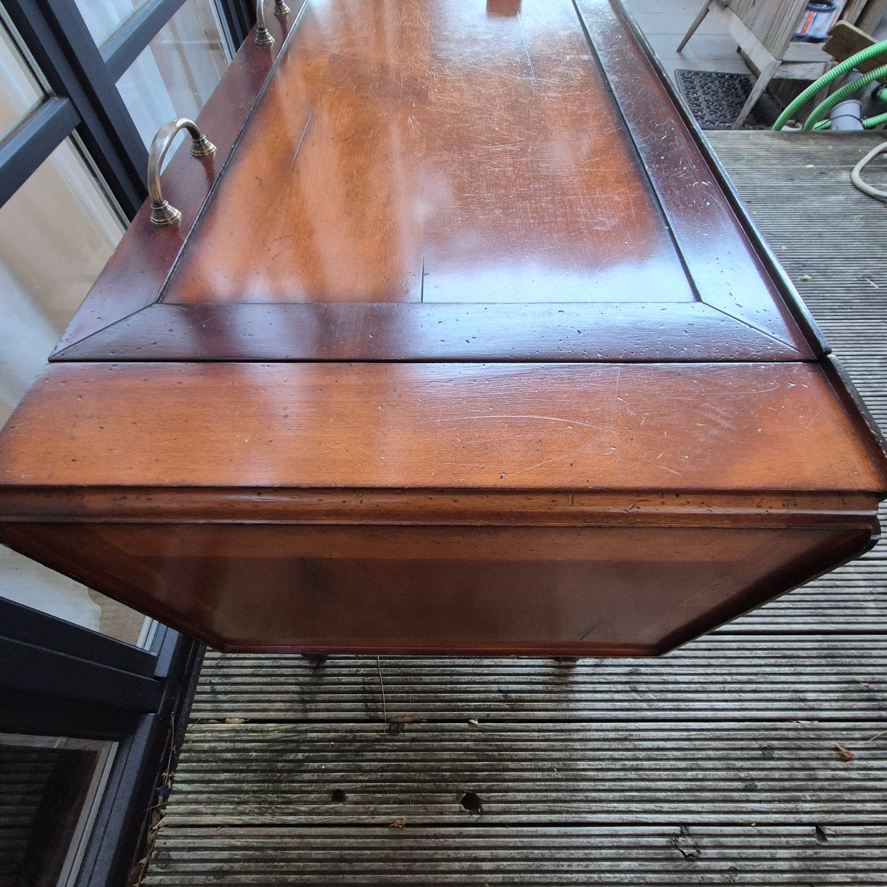 Vintage Holz Schreibtisch Details