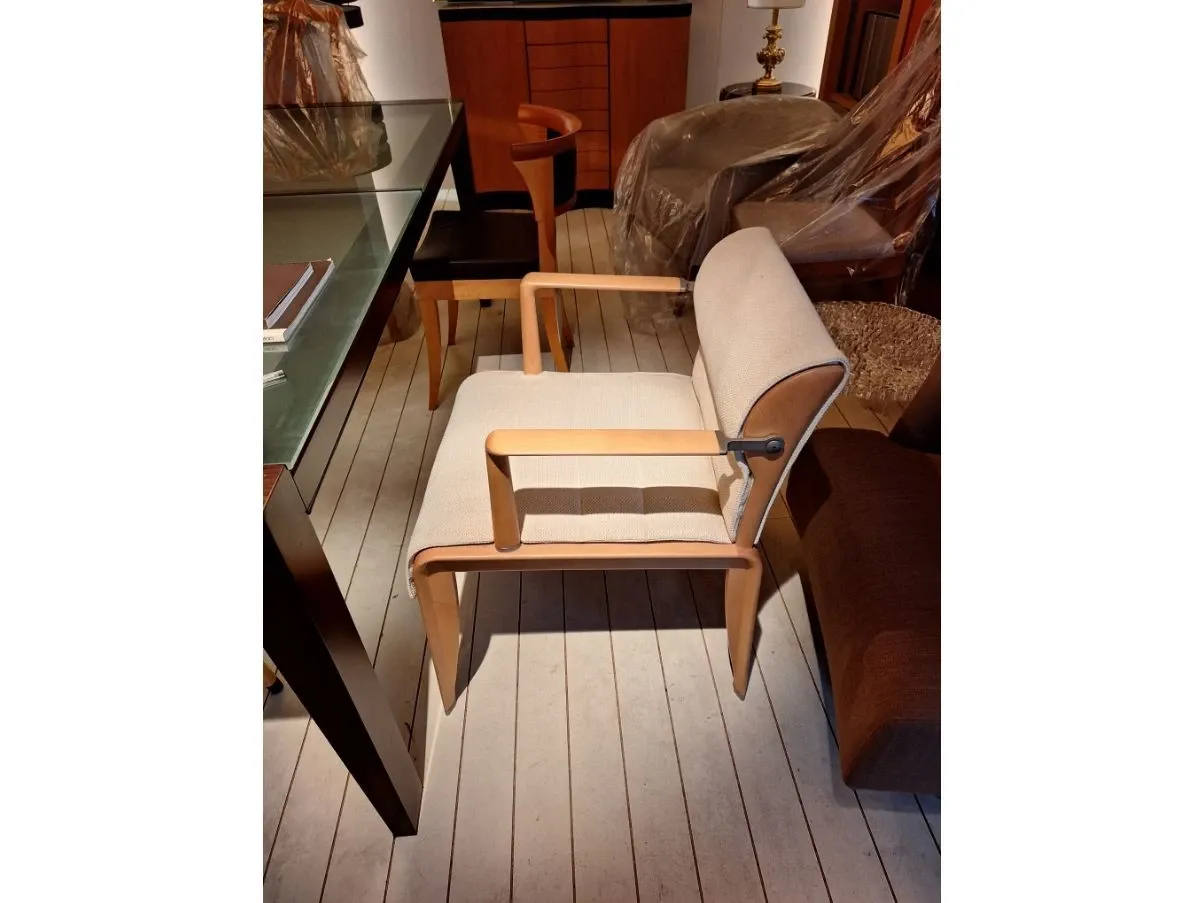 Liba armchair in white fabric, Giorgetti 3