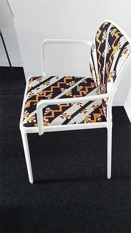Audrey Soft Memphis (Camerun), Kartell 4