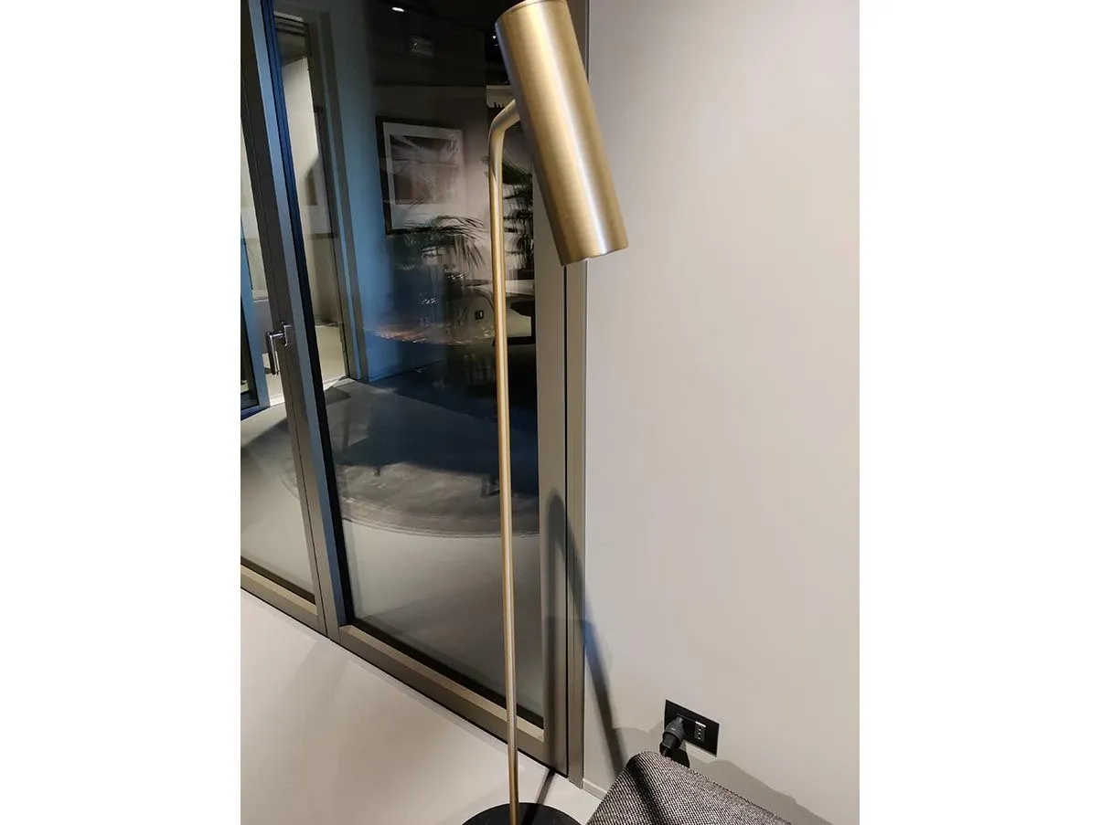 Heron floor lamp with marble base 1