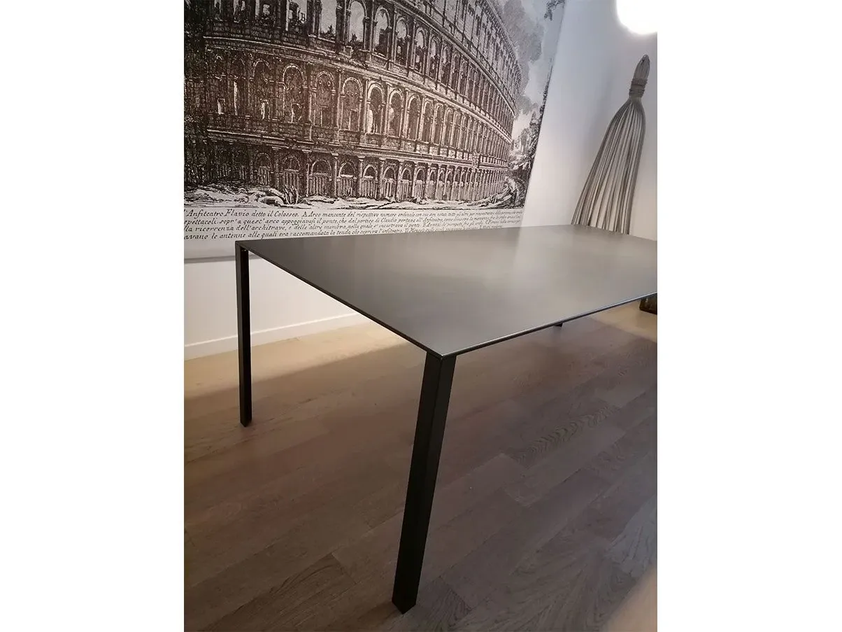 Tavolo rettangolare LessLess alluminio (antracite), Molteni&C 3