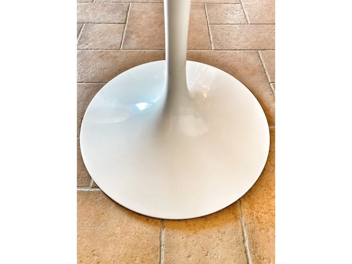Runder Tulip Tisch von Eero Saarinen 4