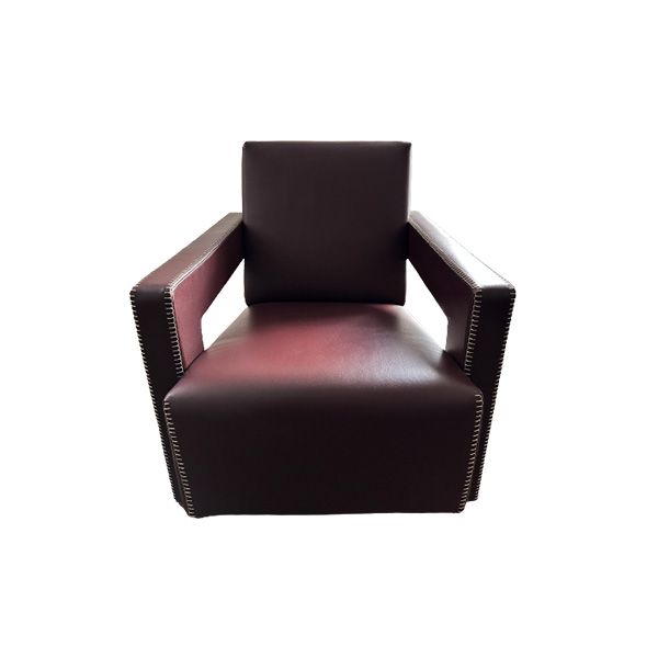 Utrecht armchair in burgundy leather, Cassina image