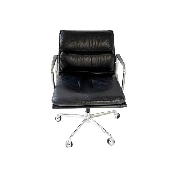 Bürostuhl aus Leder im Eames-Design von Charles und Ray Eames 3